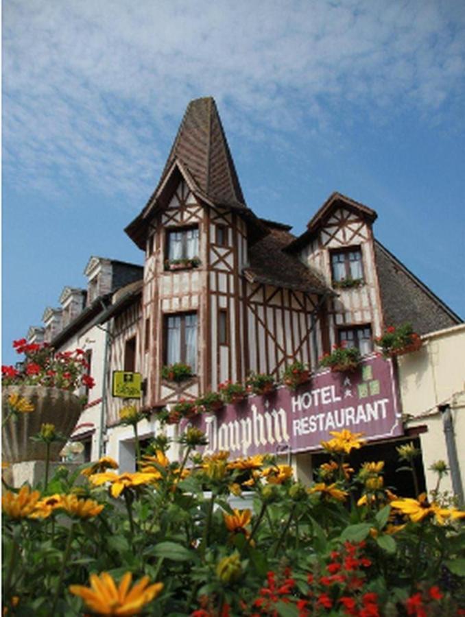 Logis Hotel Et Restaurant Du Dauphin Sées Kültér fotó